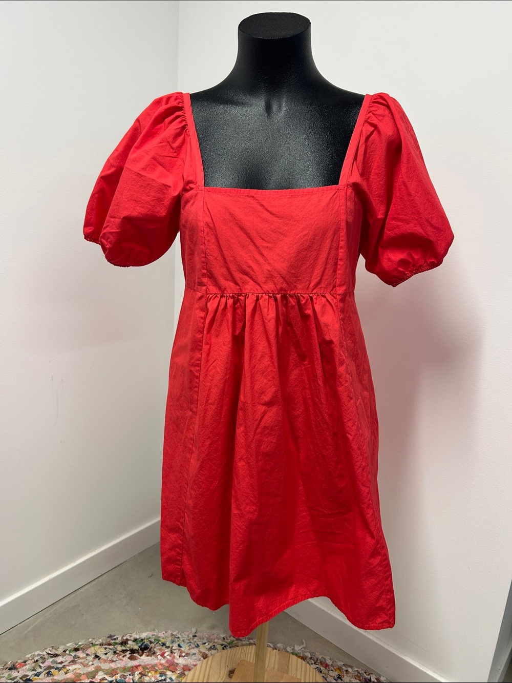 Draper James Red Poplin Puff Short Sleeve Smocked Back Square Neck Mini Dress M